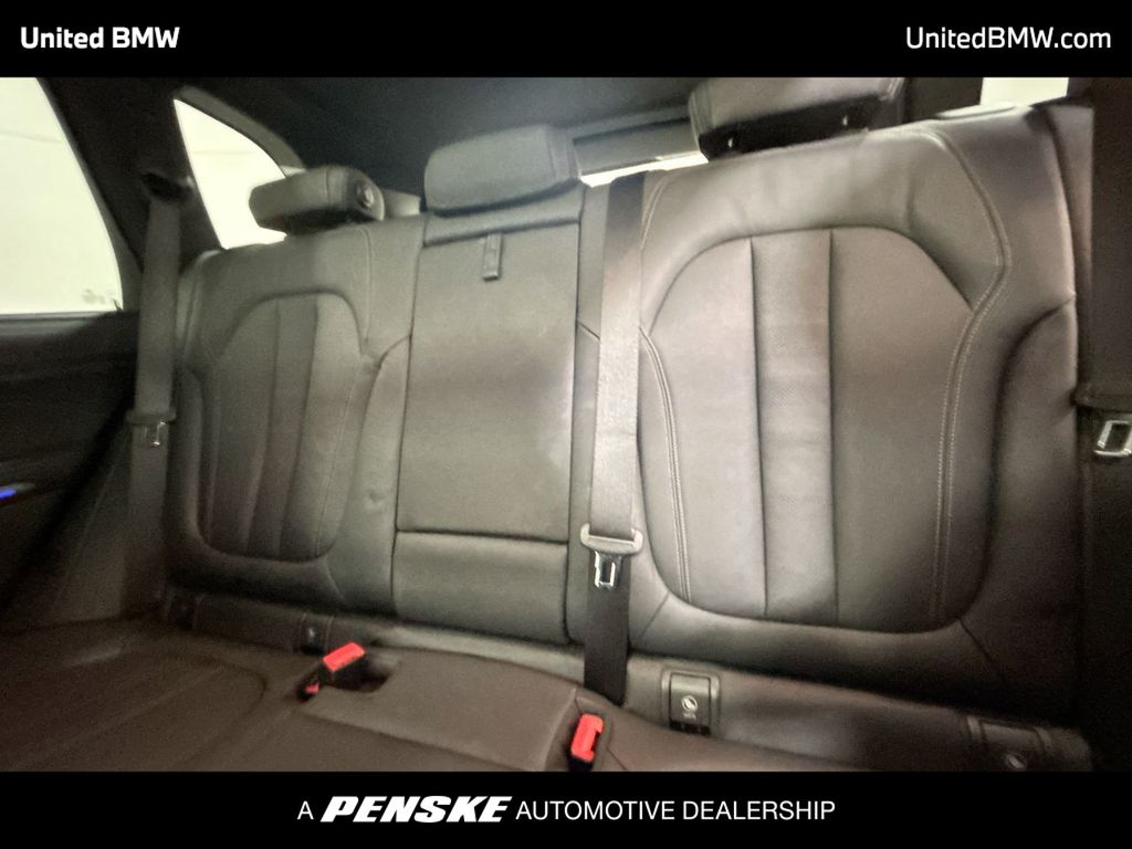 Thumbnail: 2021 BMW X5 - 21