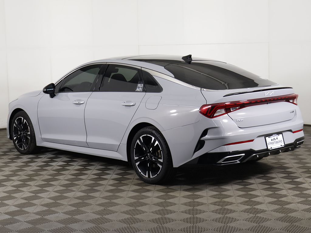 Used 2022 Gray Kia GT-Line image 9