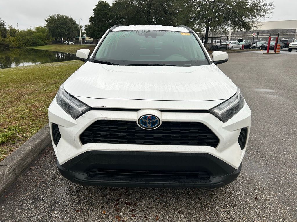 Thumbnail: 2023 Toyota RAV4 - 8