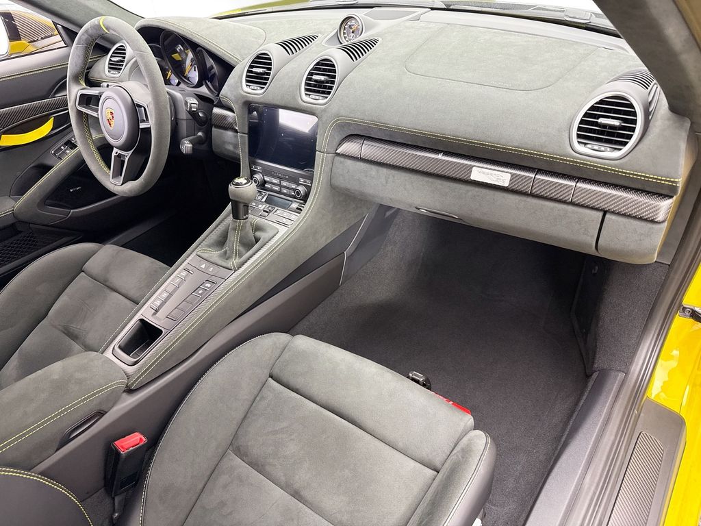 Thumbnail: 2025 Porsche 718 Cayman - 17