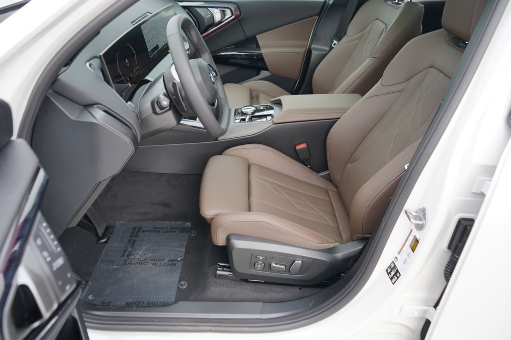 Thumbnail: 2026 BMW X3 - 10