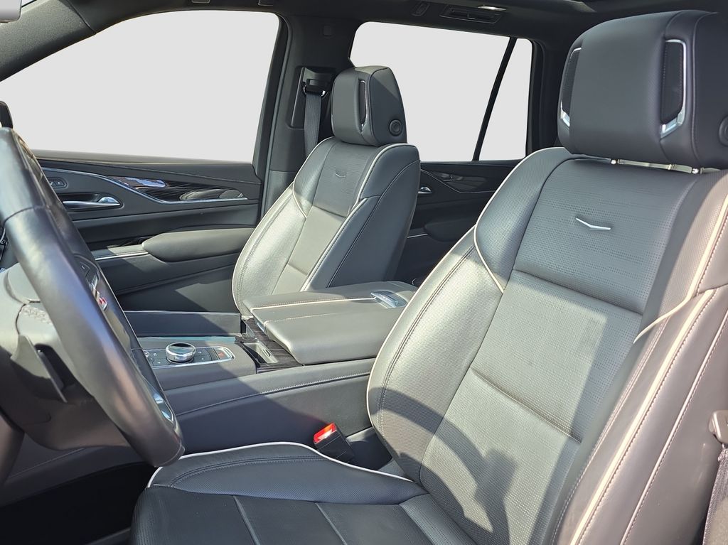 Used 2022 Gray Cadillac Sport image 7