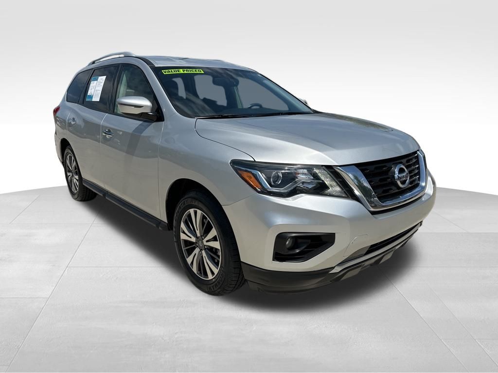 2017 Brilliant Silver Metallic Nissan Pathfinder SV FWD SUV