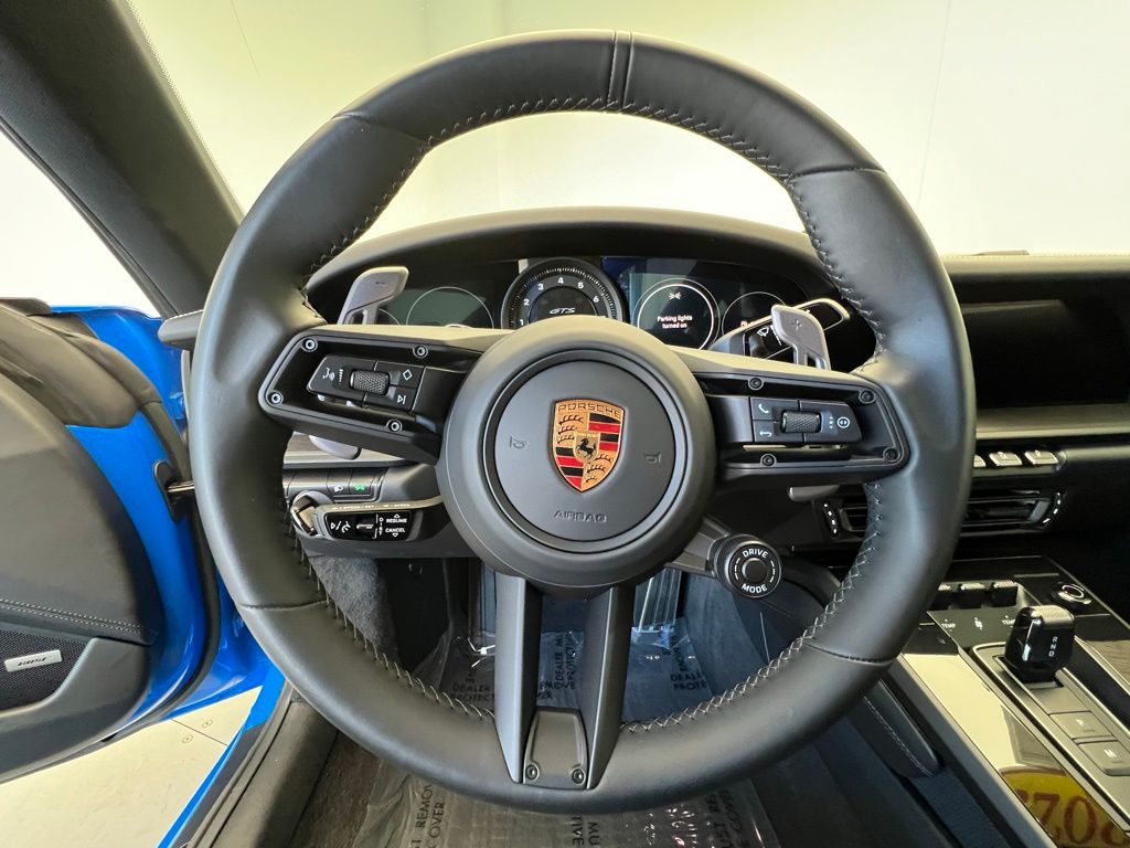 2022 Porsche 911 Carrera 4S 7