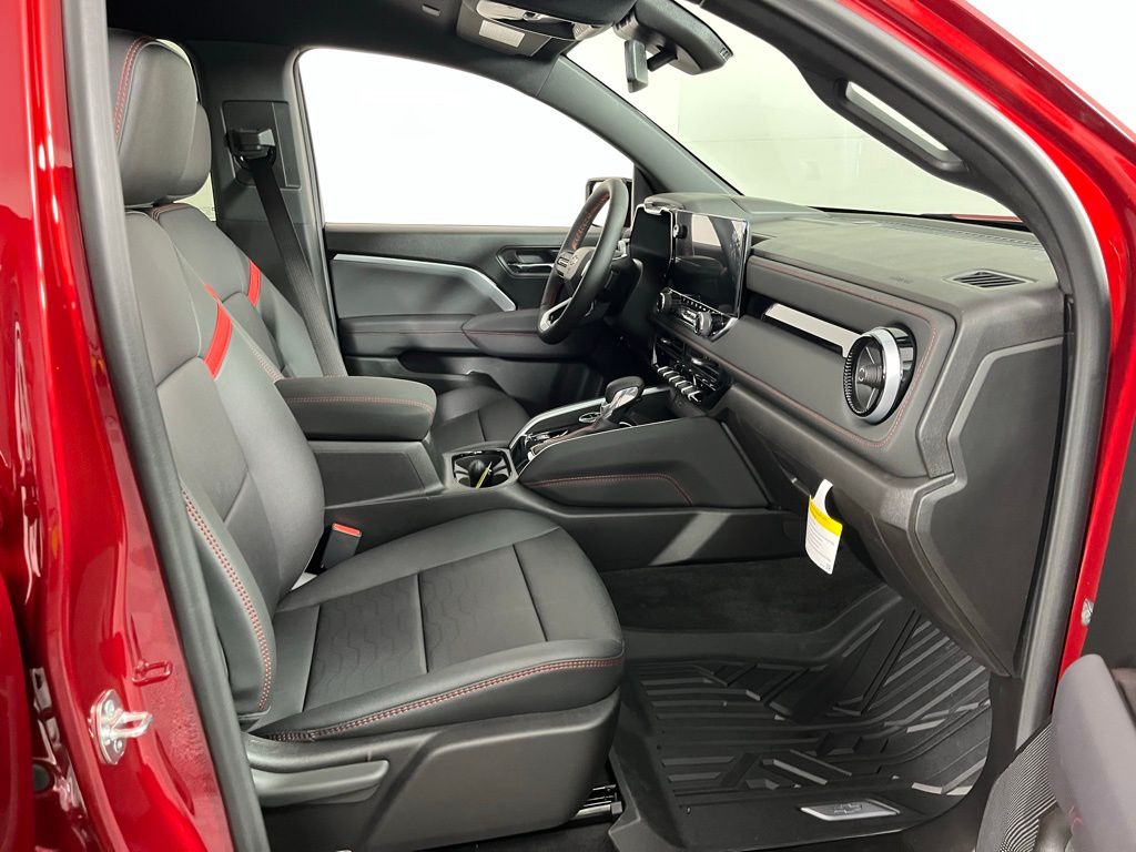 Thumbnail: 2026 Chevrolet Colorado - 8