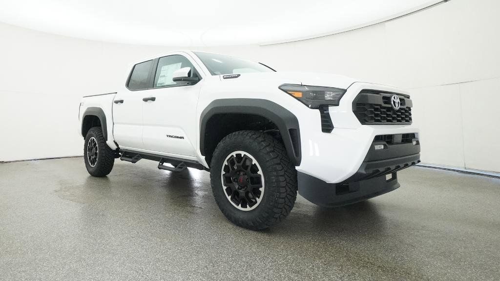 Thumbnail: 2025 Toyota Tacoma - 18