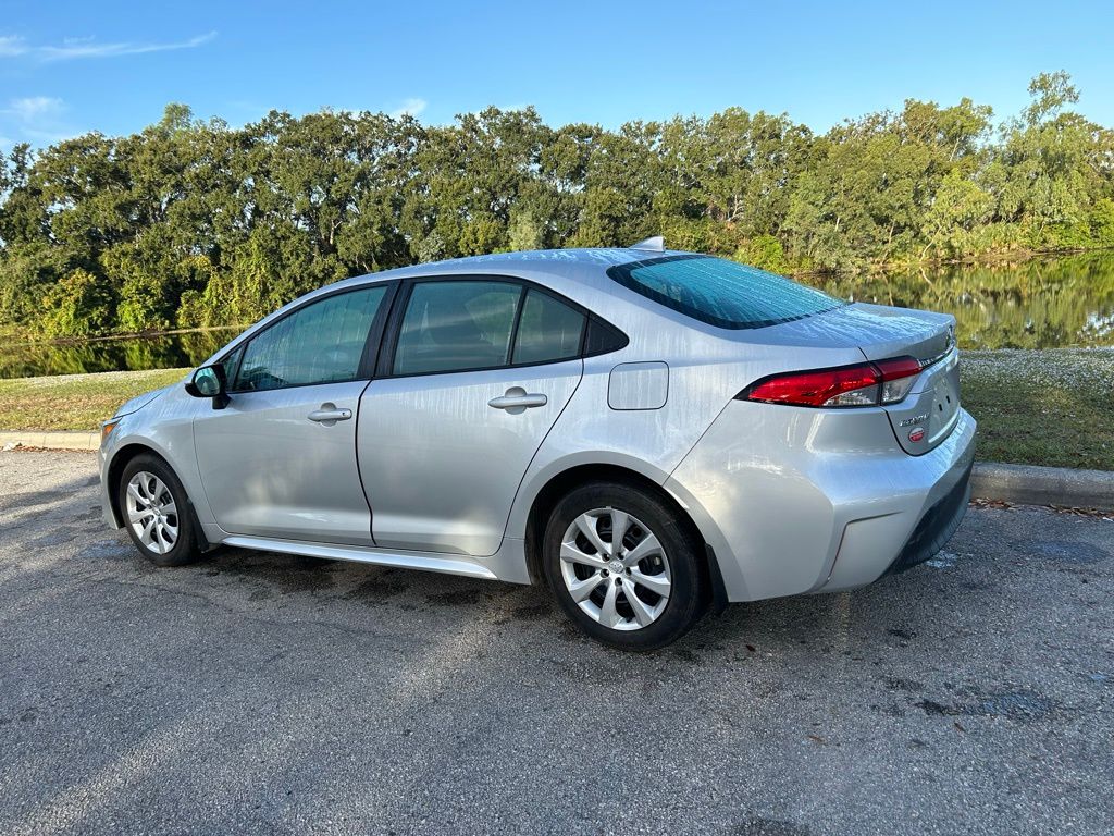 Thumbnail: 2025 Toyota Corolla - 3