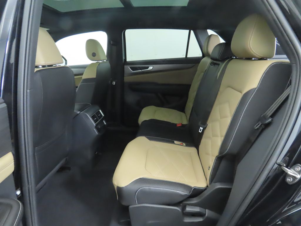 Thumbnail: 2026 Volkswagen Atlas - 21