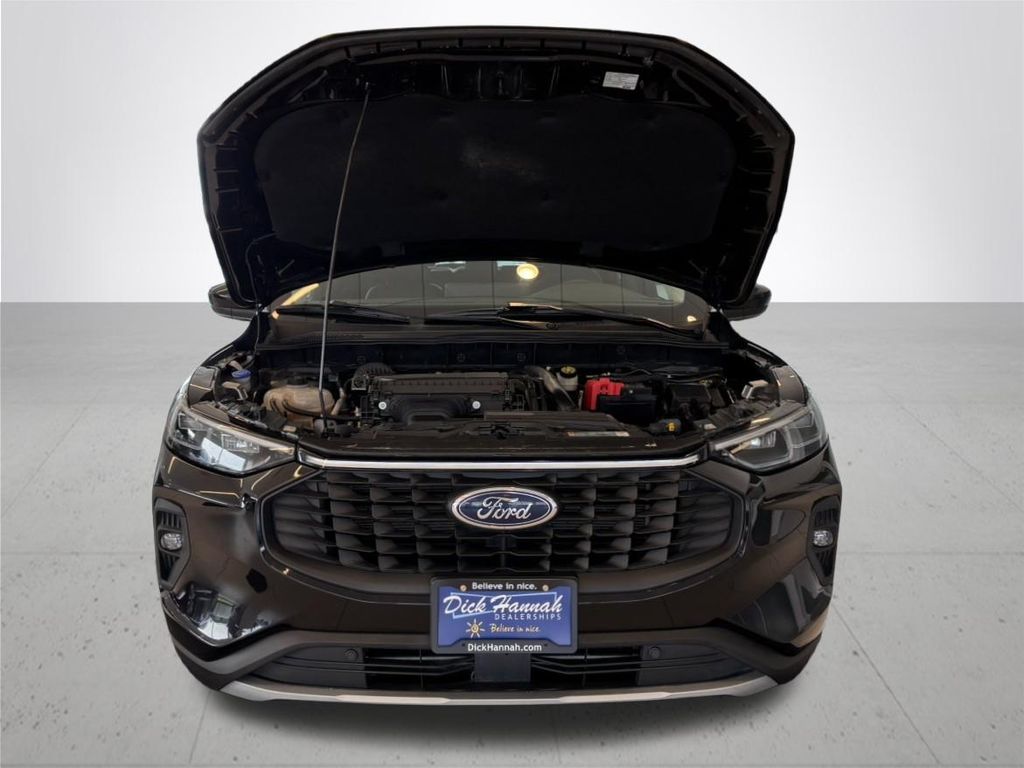 2025 Ford Escape Platinum