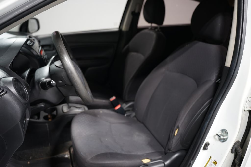 2015 Mitsubishi Mirage DE 6