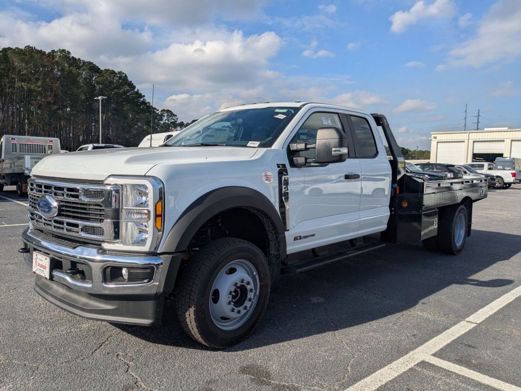 2025 Ford F-450 Chassis XL