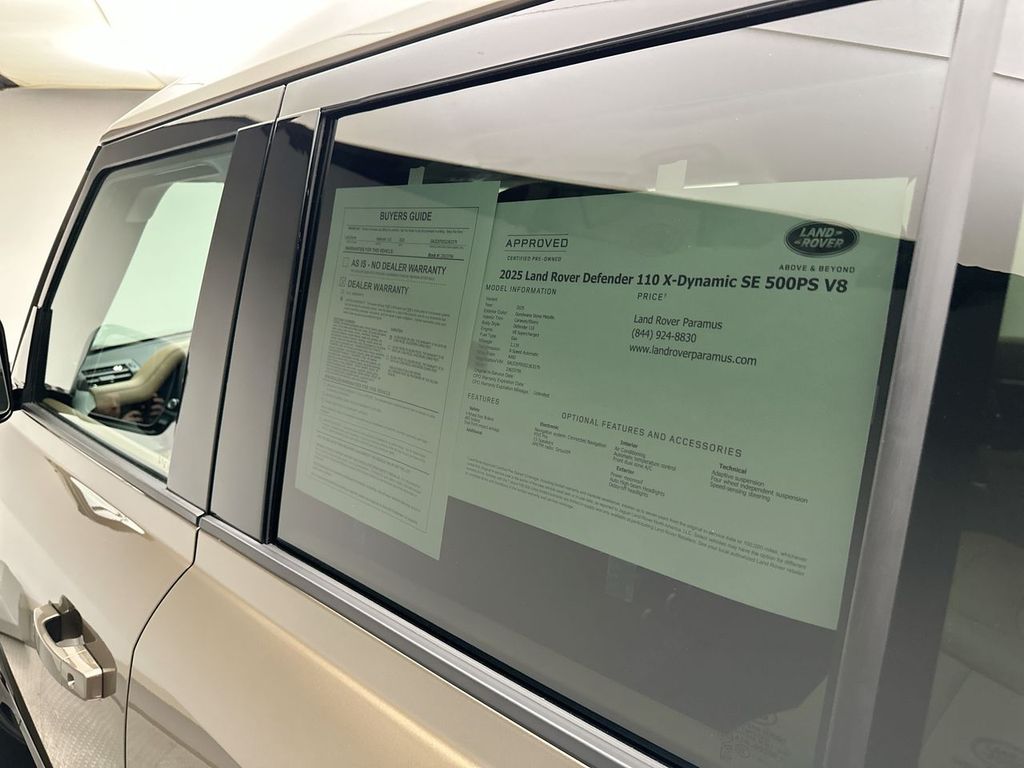 Thumbnail: 2025 Land Rover Defender - 32