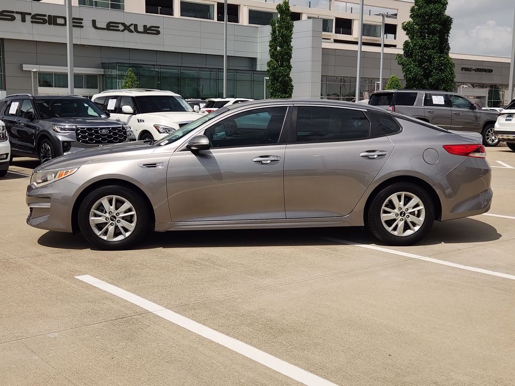 2018 Kia Optima LX Silver at Community Kia