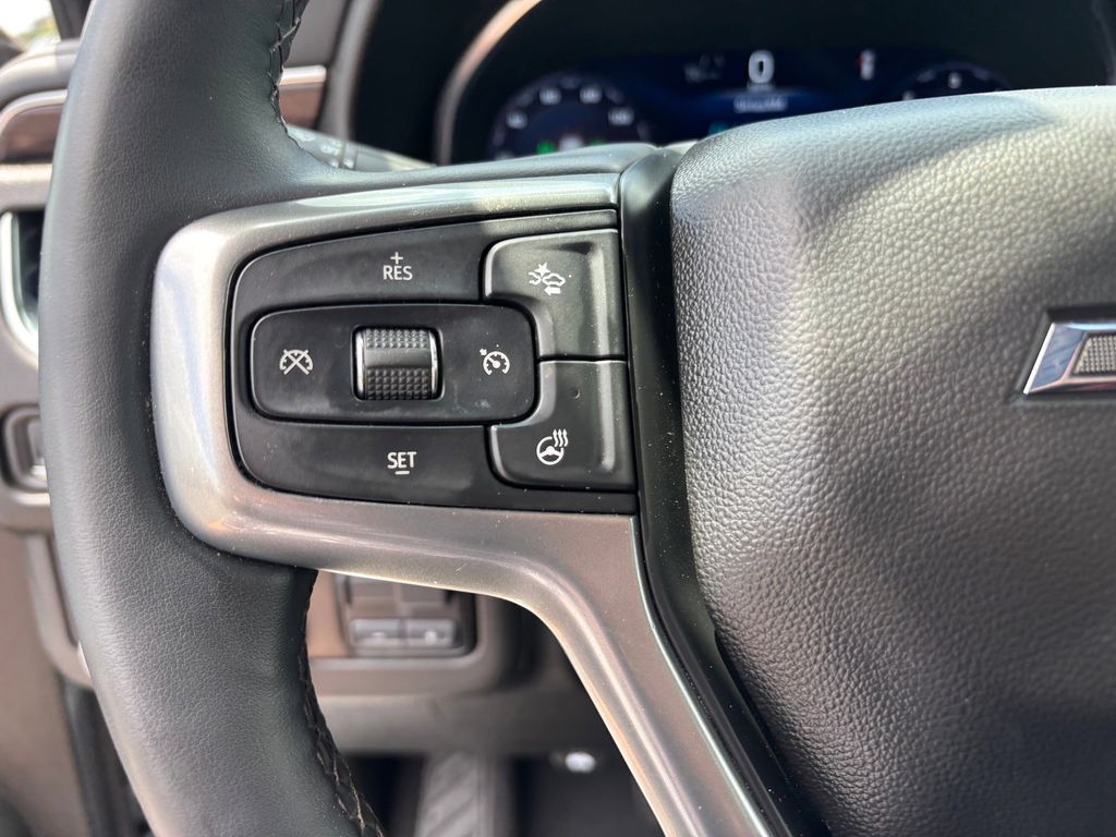 Used Car 2023 Chevrolet Suburban  Z71 For Sale Under $60,000 In Austin, Texas