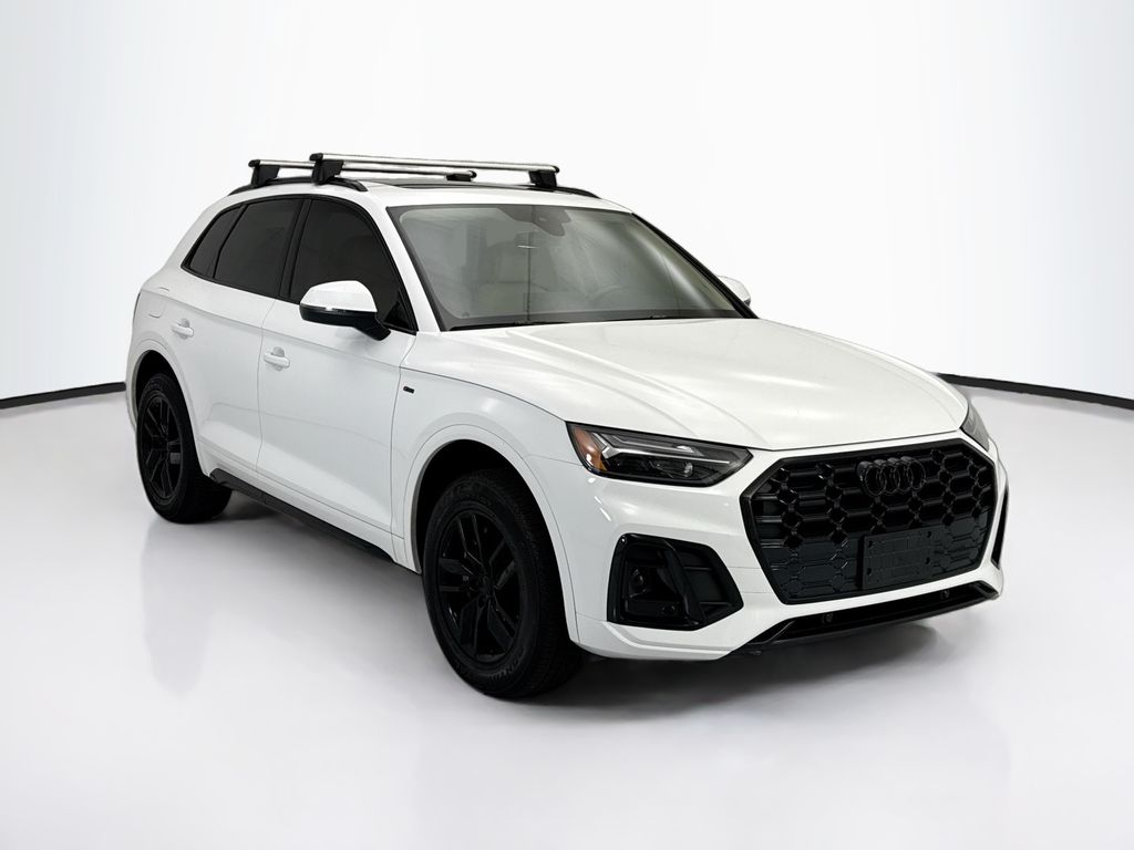 Thumbnail: 2023 Audi Q5 - 3