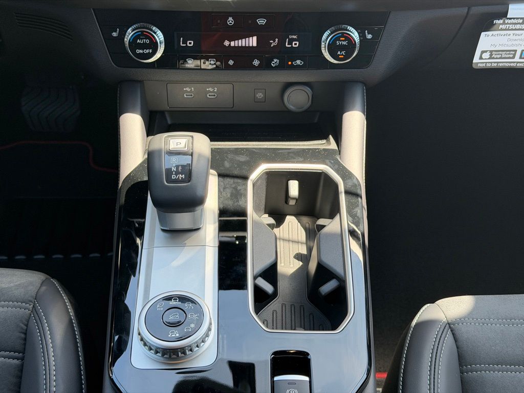 New 2026 Mitsubishi Outlander SUV