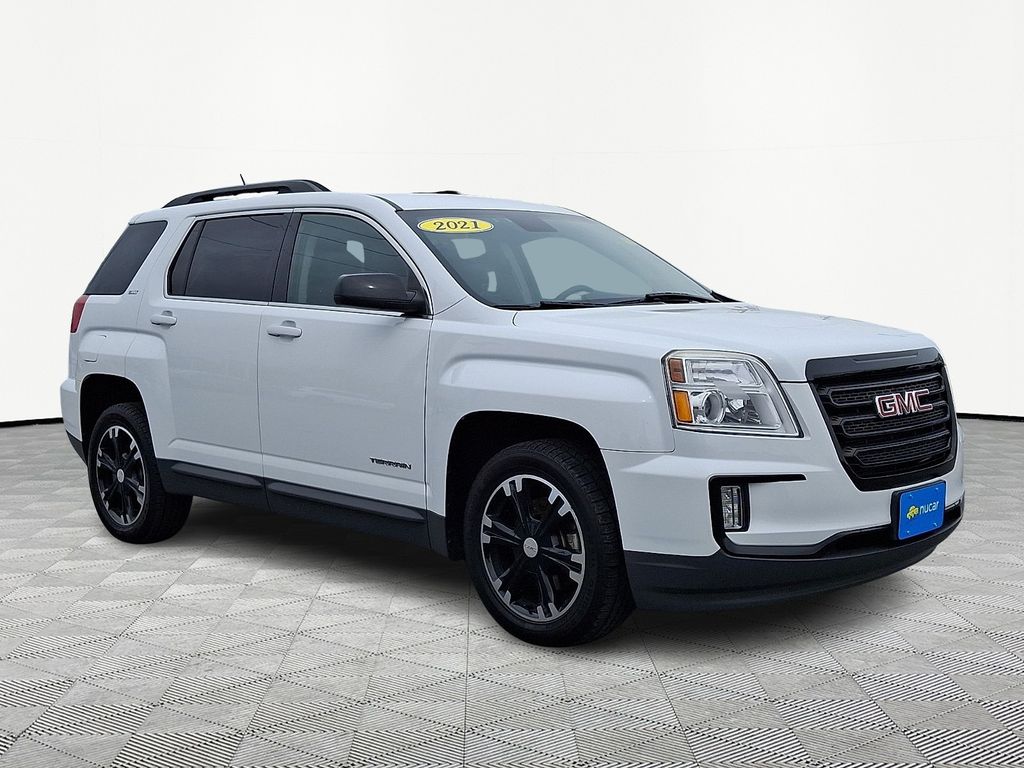 2017 GMC Terrain — photo 1