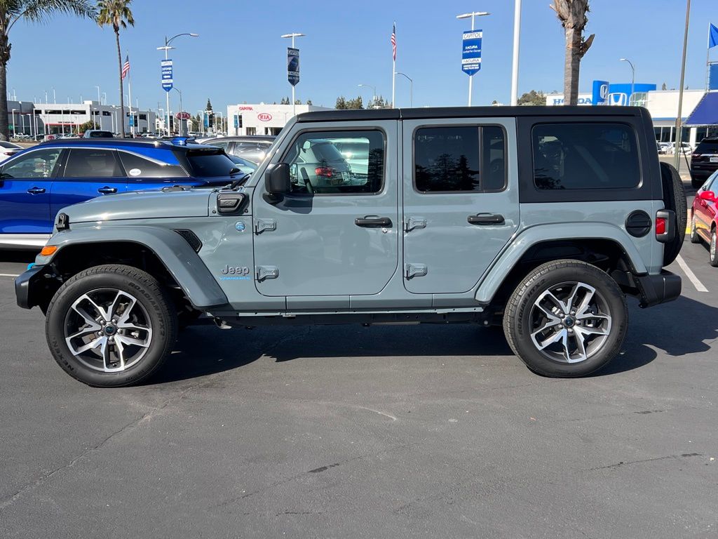 Thumbnail: 2024 Jeep Wrangler - 7