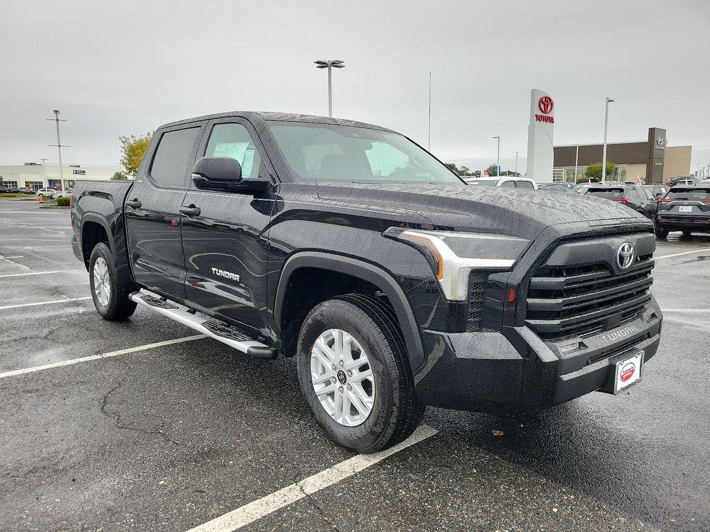 2024 Toyota Tundra SR5 2