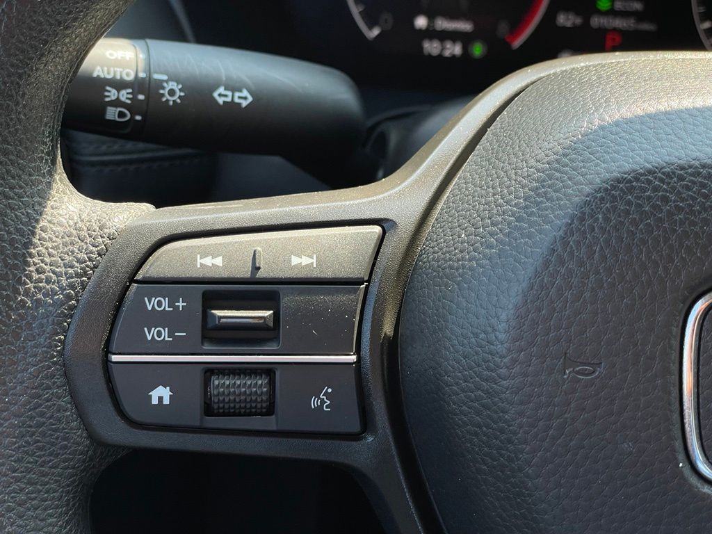 Thumbnail: 2026 Honda HR-V - 15