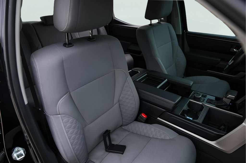 Used Car 2023 Toyota Tundra  Sr5 For Sale Under $50,000 In Austin, Texas