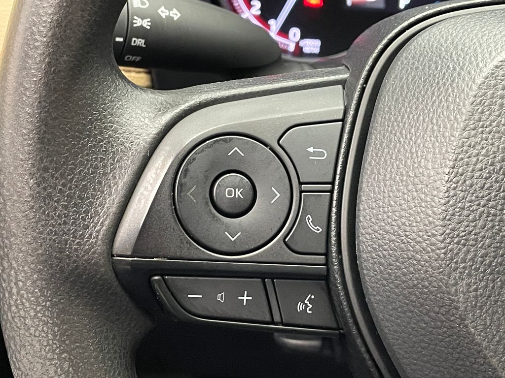 Thumbnail: 2023 Toyota RAV4 - 32