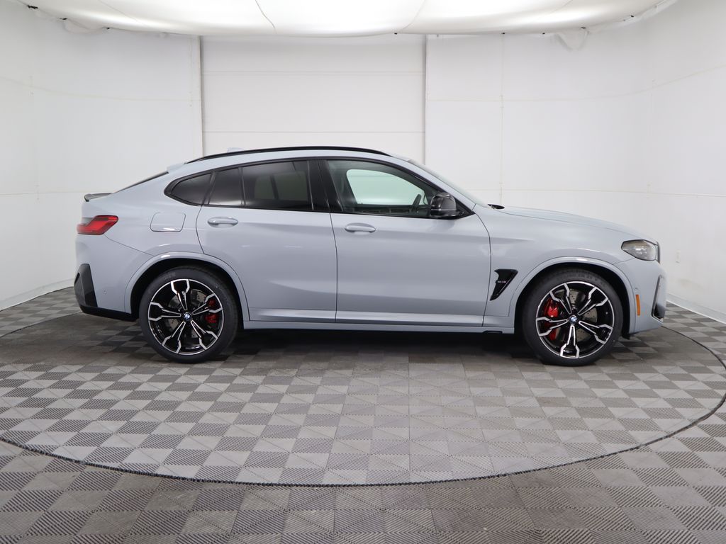 2025 BMW X4 M 4