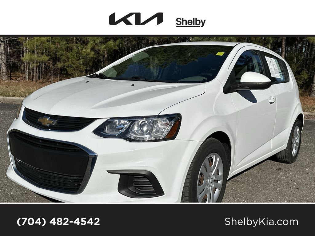 2020 Chevrolet Sonic LT Fleet Hatchback FWD