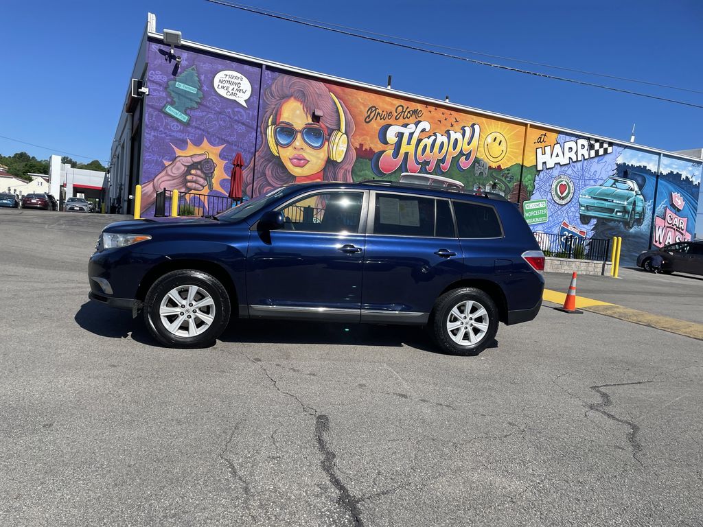 Used 2012 Toyota Highlander Base with VIN 5TDBK3EH1CS158013 for sale in Worcester, MA