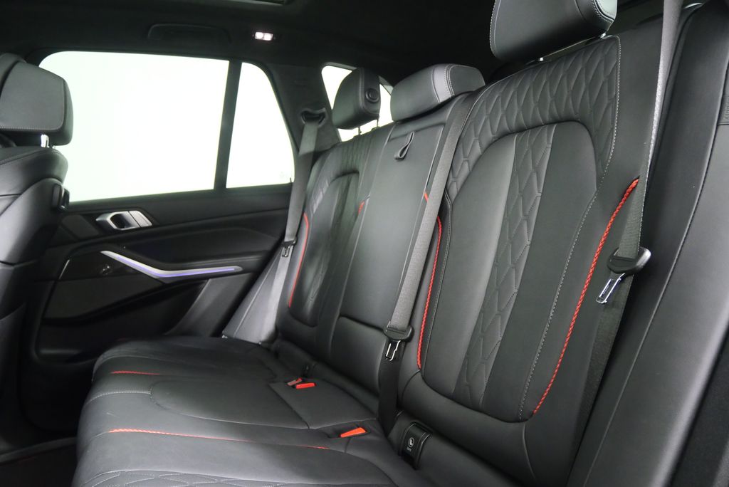 Thumbnail: 2022 BMW X5 - 17