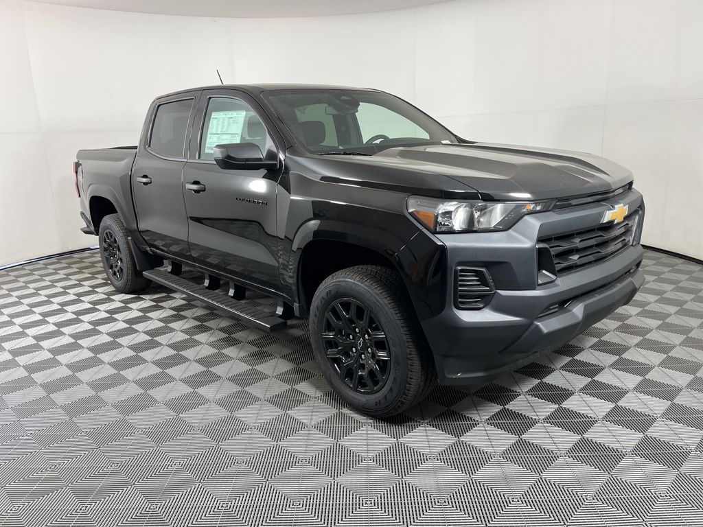 Thumbnail: 2026 Chevrolet Colorado - 6