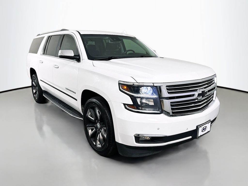 Thumbnail: 2018 Chevrolet Suburban - 3