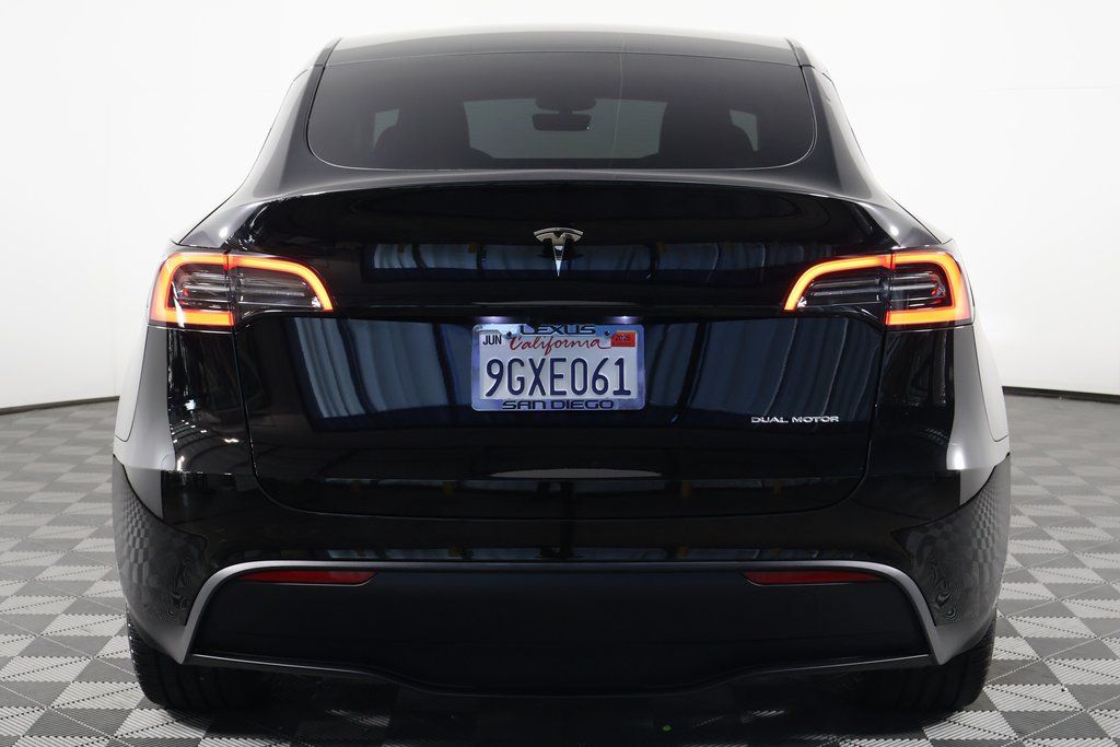 Thumbnail: 2023 Tesla Model Y - 5
