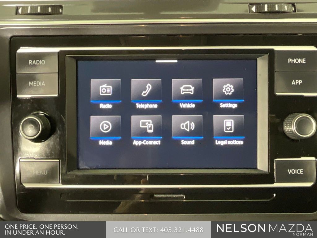 Used 2021 Black Volkswagen 2.0T S image 33