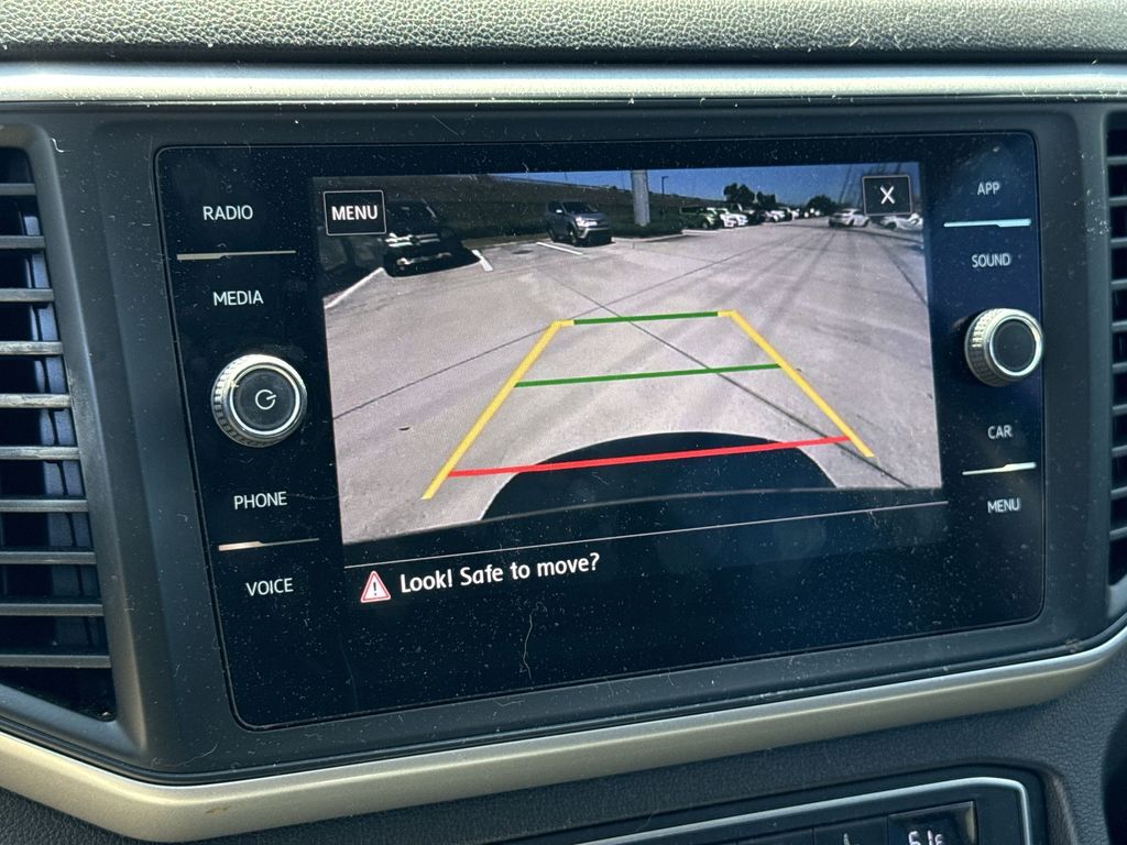 Thumbnail: 2020 Volkswagen Atlas - 24