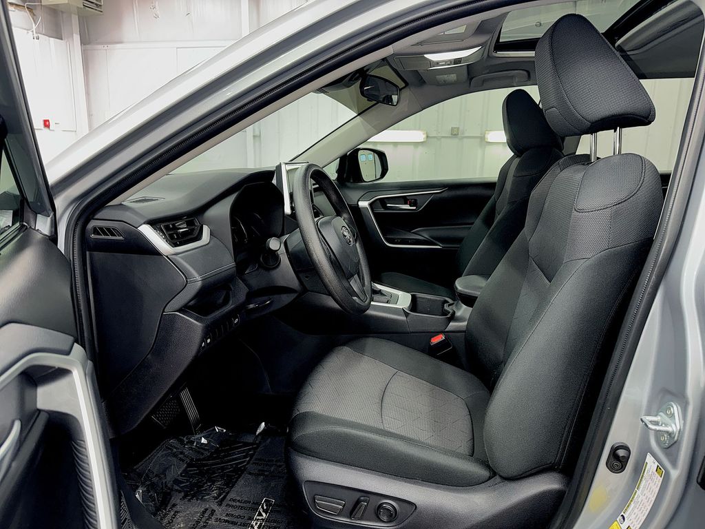 Used 2025 Toyota RAV4 SUV