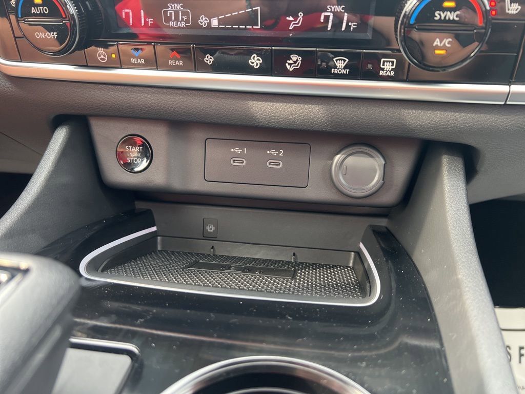 2025 Boulder Gray Pearl Nissan Rogue SL FWD SUV
