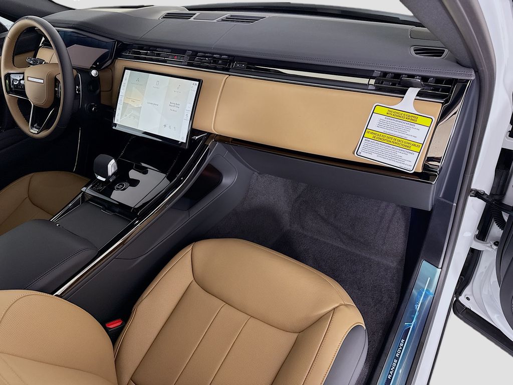 Thumbnail: 2026 Land Rover Range Rover Sport - 18