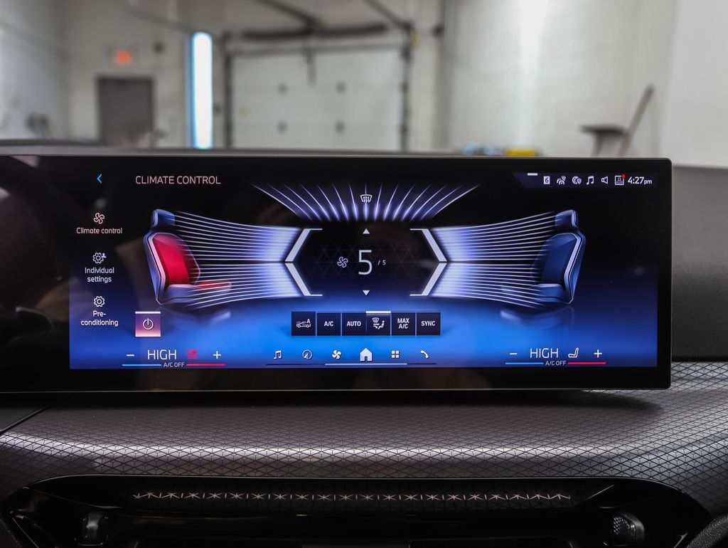 Thumbnail: 2026 BMW 4 Series - 18