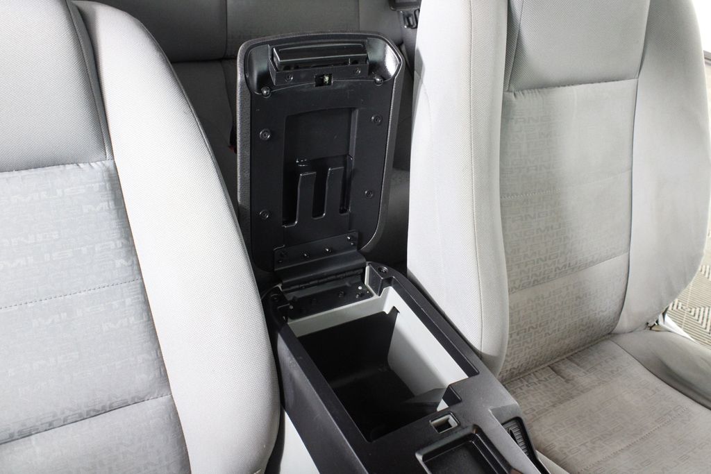 Used 2006 Ford Mustang for sale in 