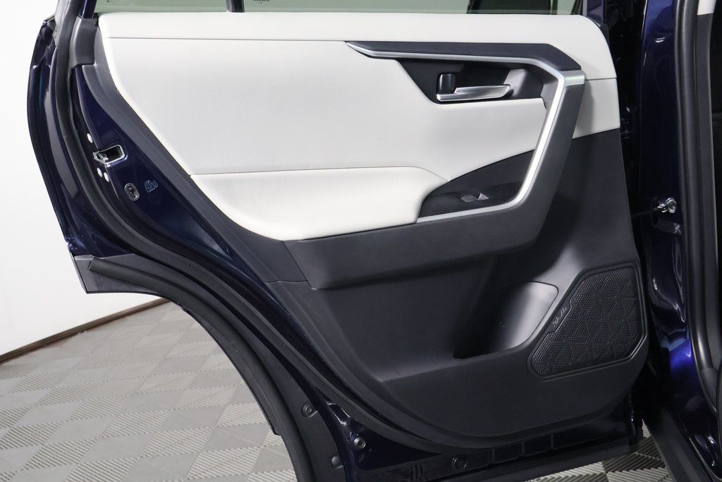 Thumbnail: 2025 Toyota RAV4 - 13