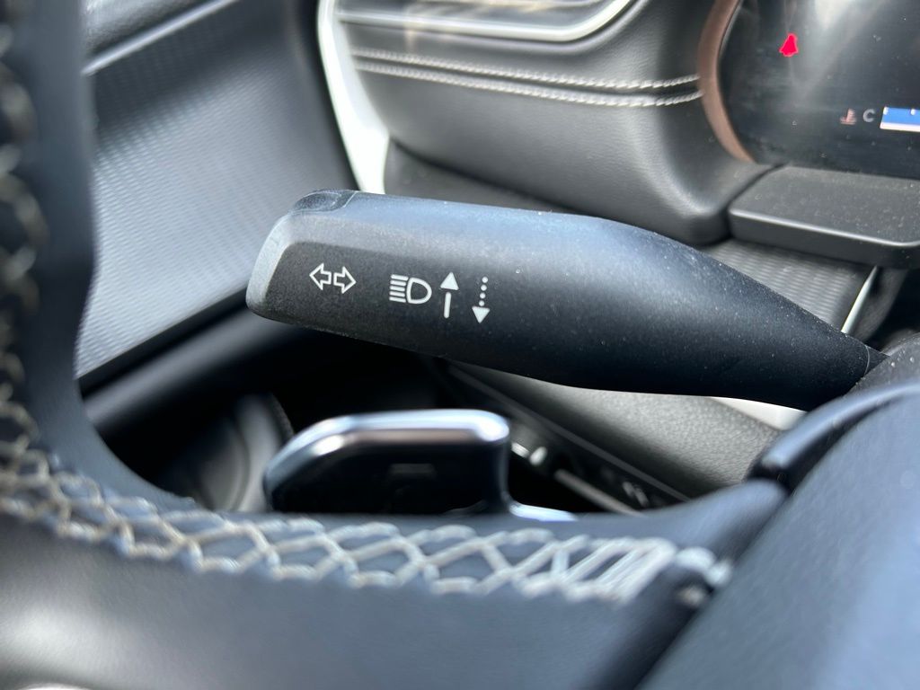 Thumbnail: 2023 Jeep Grand Cherokee L - 23