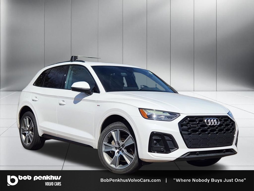 2025 Audi Q5 45 S line Premium