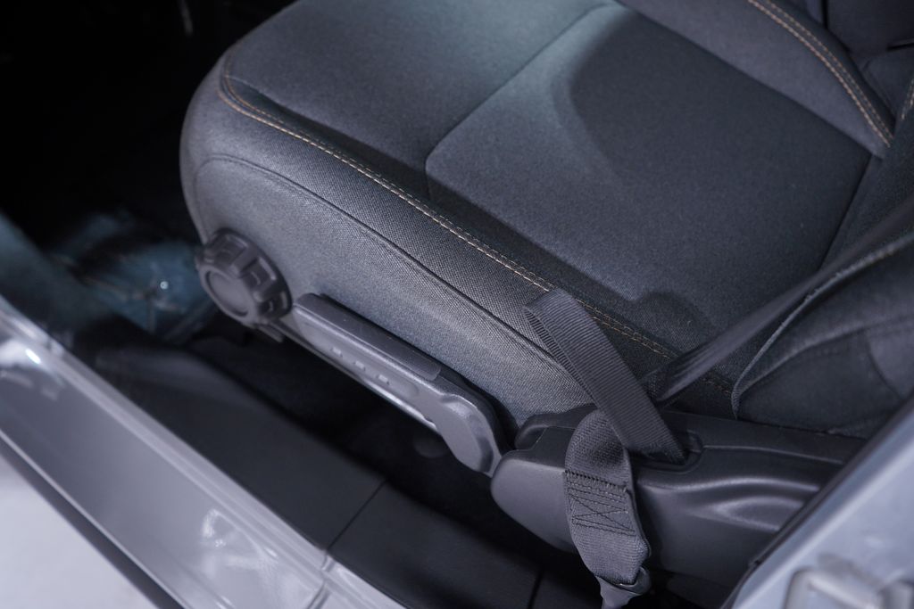 Thumbnail: 2024 Jeep Wrangler - 18