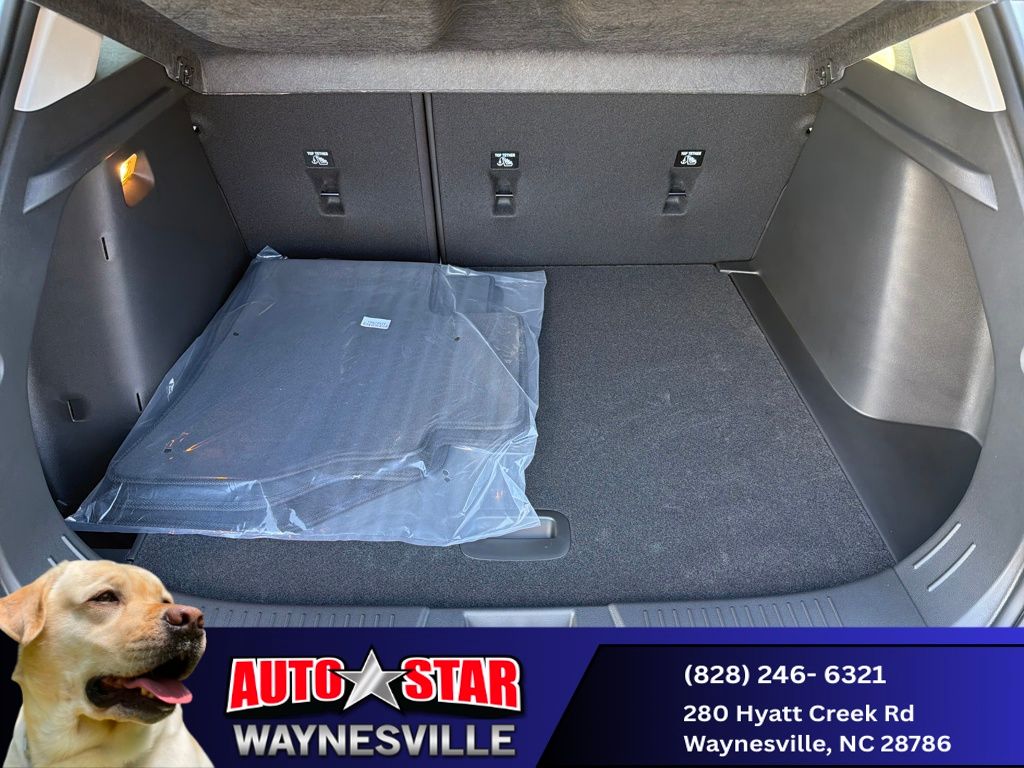 new 2025 Chevrolet Trax car, priced at $23,965