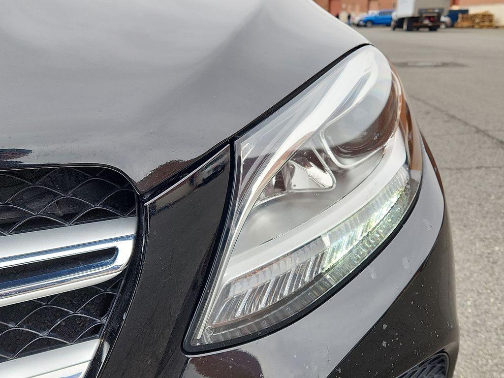 Thumbnail: 2018 Mercedes-Benz GLE - 9