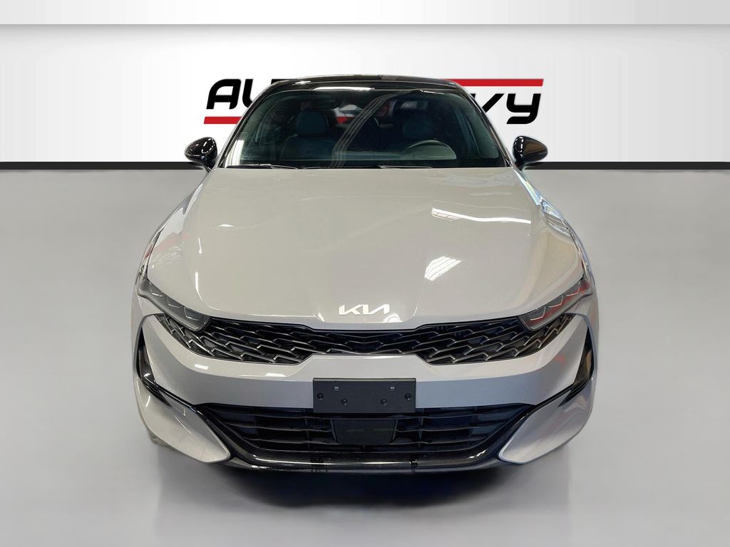 Used 2024 Wolf Gray Kia GT-Line image 2