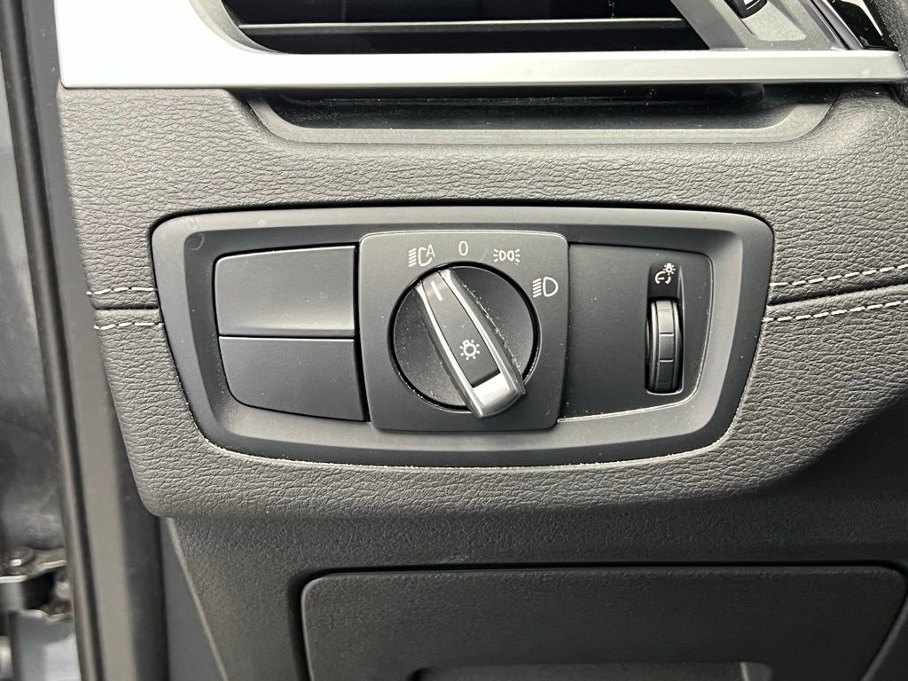 Thumbnail: 2021 BMW X1 - 20