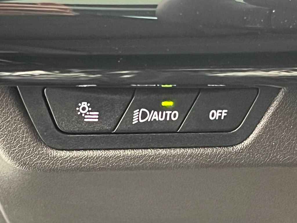 Thumbnail: 2026 BMW X1 - 19