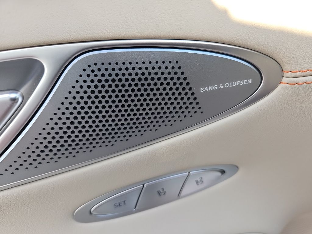 Thumbnail: 2026 Genesis GV70 - 21